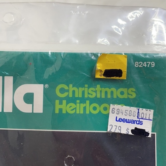 Vintage NWT Mr and Mrs Santa felt switch plate covers set of four - Picture 5 of 6